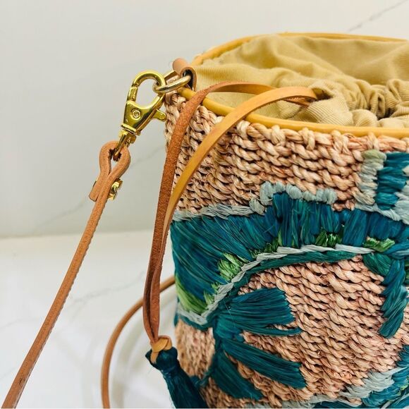 Aranaz Woven Bucket Bag - Picture 5 of 13